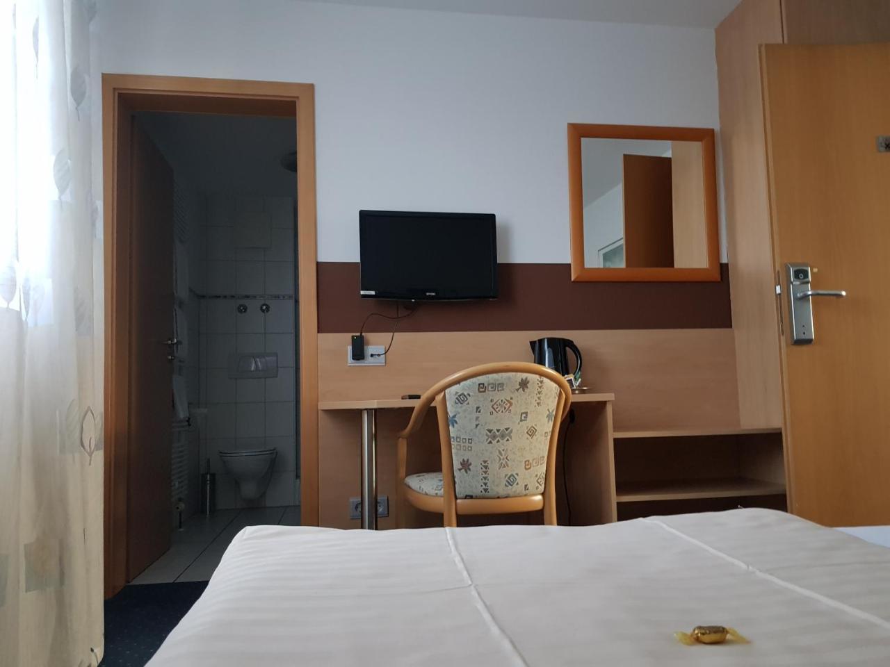 Hotel Habana Ален Экстерьер фото