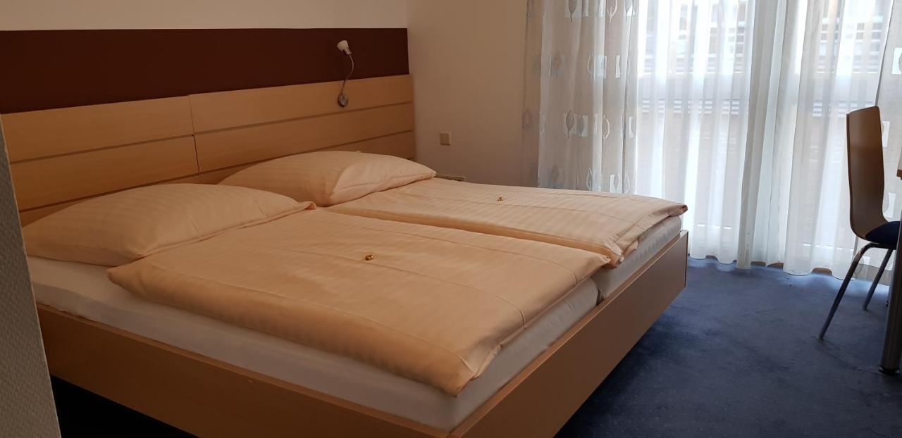 Hotel Habana Ален Экстерьер фото