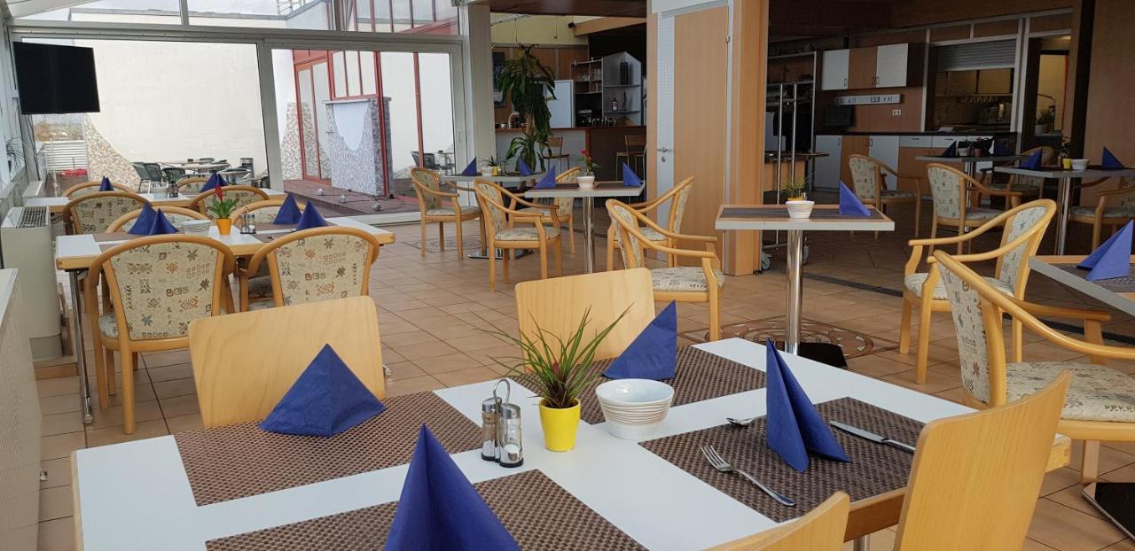 Hotel Habana Ален Экстерьер фото
